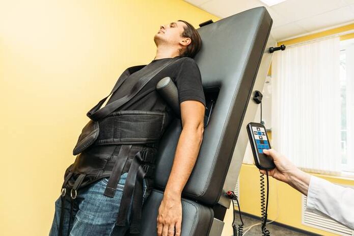 тяга на гърба при остеохондроза